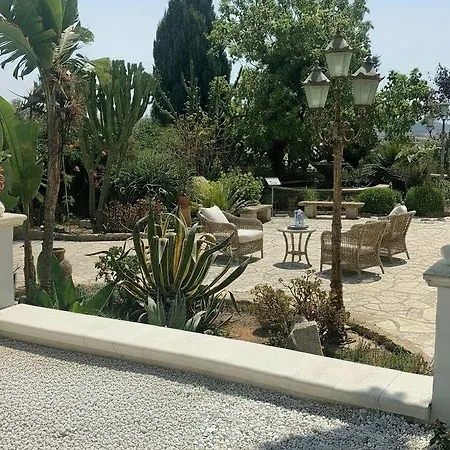 Candalu - Giardinata Bed & Breakfast